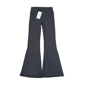 Fabletics High Waisted Flare Leggings Women’s Size M Gray Active Pants Length 33